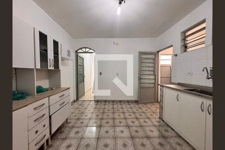 Casa à venda com 70m², 3 quartos e 4 vagasCozinha