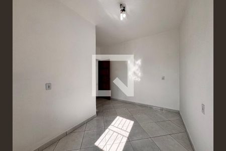 Casa à venda com 70m², 3 quartos e 4 vagasSuite