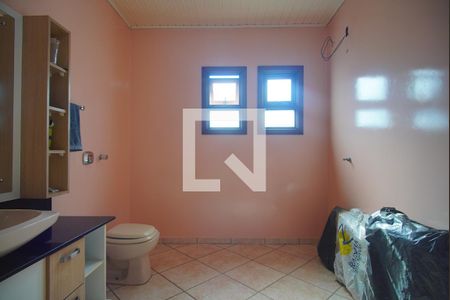 Casa à venda com 250m², 3 quartos e 2 vagas Casa à venda com 250m², 3 quartos e 2 vagasBanheiro da Suíte