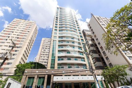Studio à venda com 38m², 1 quarto e 1 vaga Studio à venda com 38m², 1 quarto e 1 vagaFachada