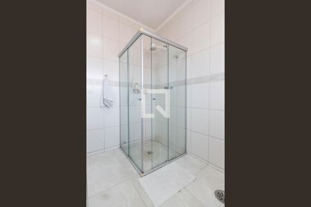 Casa à venda com 180m², 4 quartos e 2 vagasBanheiro