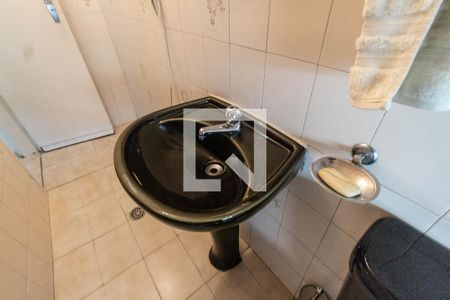 Casa à venda com 180m², 4 quartos e 2 vagasBanheiro de serviço