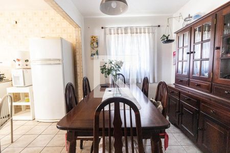 Casa à venda com 180m², 4 quartos e 2 vagasCozinha