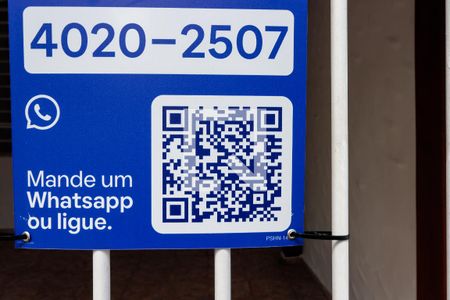 Casa para alugar com 114m², 4 quartos e 1 vaga Casa para alugar com 114m², 4 quartos e 1 vagaFachada