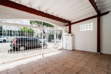 Casa para alugar com 114m², 4 quartos e 1 vaga Casa para alugar com 114m², 4 quartos e 1 vagaGaragem