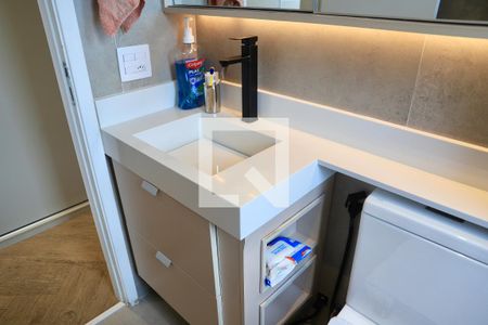 Apartamento à venda com 76m², 2 quartos e 1 vagaBanheiro da Suíte