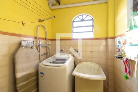 Casa para alugar com 350m², 3 quartos e 5 vagasÁrea de Serviço