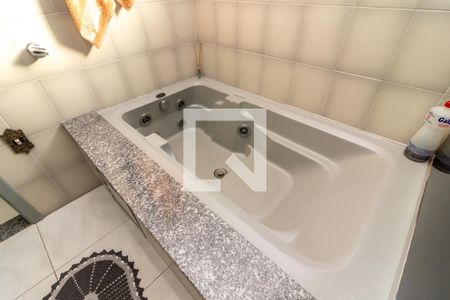 Casa para alugar com 350m², 3 quartos e 5 vagasBanheiro 2