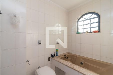 Casa para alugar com 350m², 3 quartos e 5 vagasBanheiro da Suíte