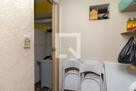 Casa para alugar com 350m², 3 quartos e 5 vagasGaragem - Depósito 1