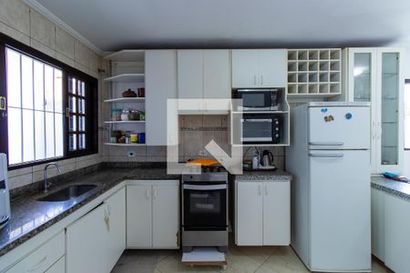 Casa para alugar com 420m², 3 quartos e 2 vagasCozinha - Armários