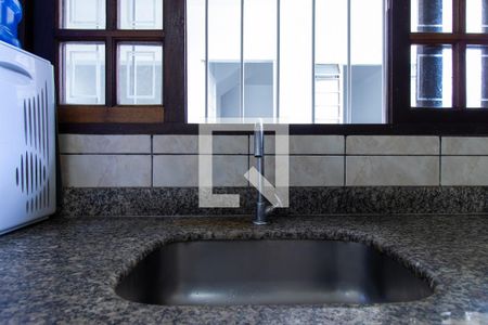 Casa para alugar com 420m², 3 quartos e 2 vagasCozinha - Torneira