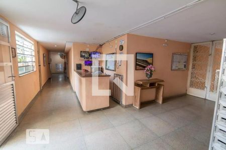 Apartamento para alugar com 75m², 3 quartos e sem vagaHall