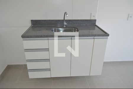 Cozinha de apartamento para alugar com 1 quarto, 25m² em Ipiranga, São Paulo