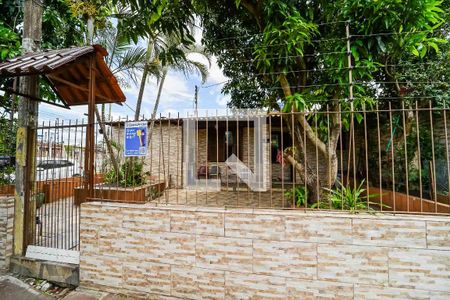 Casa à venda com 213m², 3 quartos e 2 vagasFachada