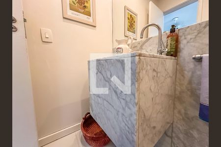 Apartamento à venda com 210m², 4 quartos e 3 vagasLavabo