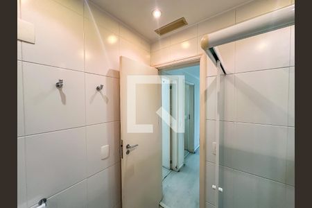 Apartamento à venda com 210m², 4 quartos e 3 vagasBanheiro