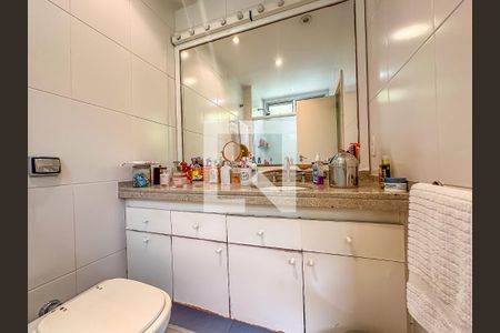 Apartamento à venda com 210m², 4 quartos e 3 vagasQuarto 2