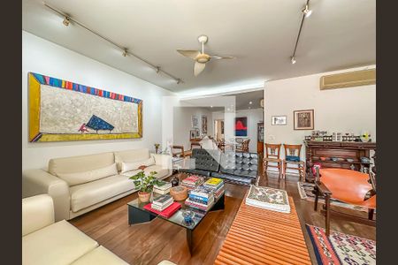 Apartamento à venda com 210m², 4 quartos e 3 vagasSala 2