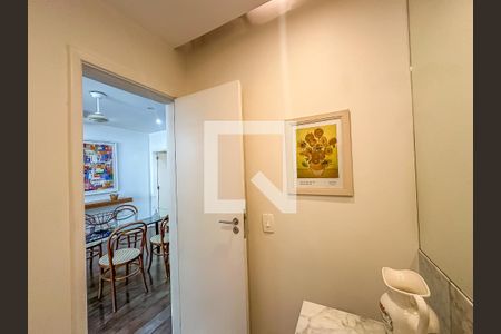 Apartamento à venda com 210m², 4 quartos e 3 vagasLavabo