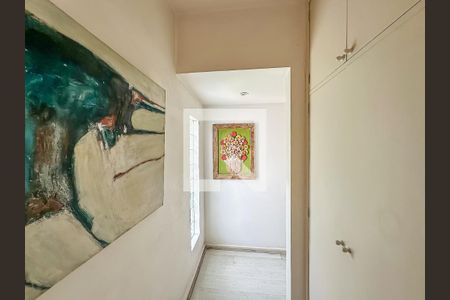 Apartamento à venda com 210m², 4 quartos e 3 vagasCorredor dos Quartos