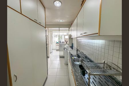 Apartamento à venda com 210m², 4 quartos e 3 vagasCozinha