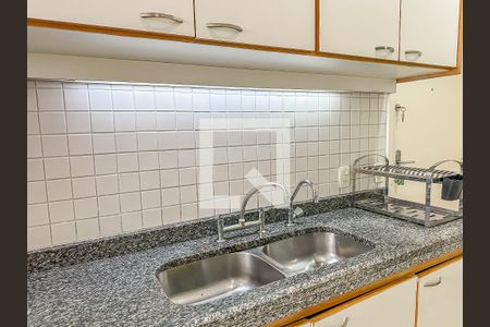 Apartamento à venda com 210m², 4 quartos e 3 vagasCozinha