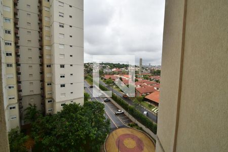 Apartamento à venda com 106m², 3 quartos e 2 vagasQuarto 2 - Vista