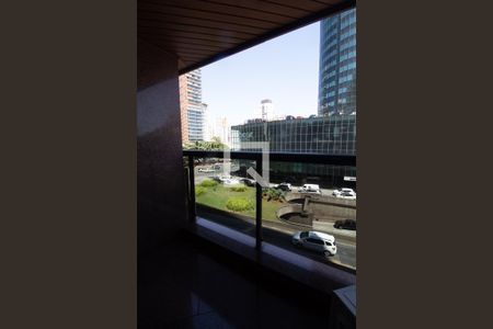 Varanda de apartamento à venda com 1 quarto, 42m² em Itaim Bibi, São Paulo