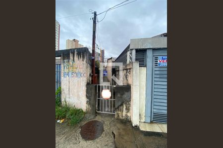 Casa à venda com 100m², 2 quartos e sem vagaplaquinha