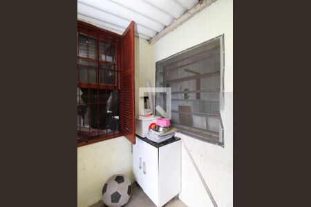 Casa à venda com 100m², 2 quartos e sem vagaÁrea de Serviço