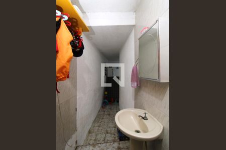 Casa à venda com 100m², 2 quartos e sem vagaBanheiro da Suíte