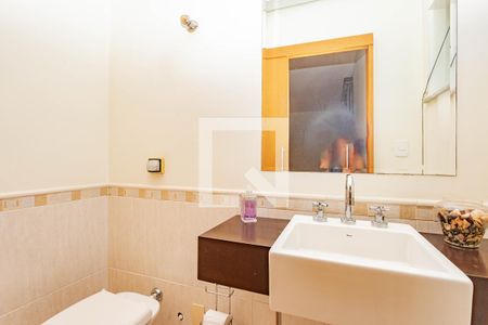 Lavabo de casa à venda com 3 quartos, 200m² em Vila Brasilio Machado, São Paulo