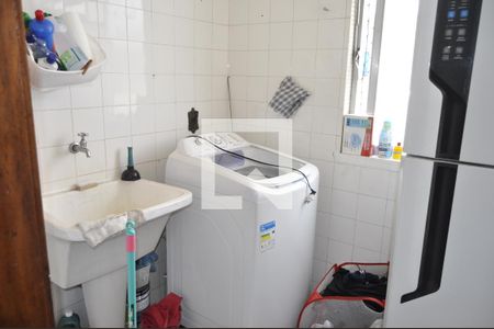 Apartamento à venda com 83m², 2 quartos e 1 vagaÁrea de Serviço