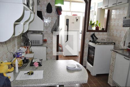 Apartamento à venda com 83m², 2 quartos e 1 vagaCozinha