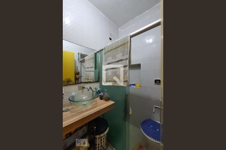 Casa à venda com 250m², 3 quartos e 5 vagas Casa à venda com 250m², 3 quartos e 5 vagasBanheiro casa 2