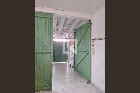 Casa à venda com 250m², 3 quartos e 5 vagas Casa à venda com 250m², 3 quartos e 5 vagasGalpão