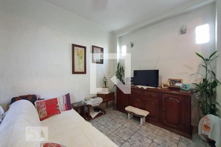 Casa à venda com 250m², 3 quartos e 5 vagas Casa à venda com 250m², 3 quartos e 5 vagasSala casa 2