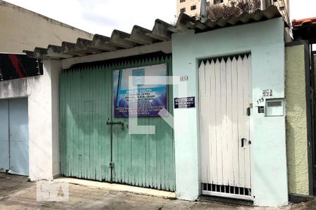 Casa à venda com 250m², 3 quartos e 5 vagas Casa à venda com 250m², 3 quartos e 5 vagasFachada casa 2