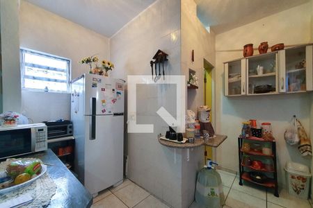 Casa à venda com 250m², 3 quartos e 5 vagas Casa à venda com 250m², 3 quartos e 5 vagasCozinha casa 2