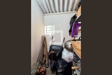 Casa à venda com 225m², 3 quartos e 2 vagas Casa à venda com 225m², 3 quartos e 2 vagasQuarto de Serviço