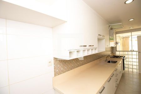 Casa de condomínio à venda com 280m², 4 quartos e 3 vagasCozinha