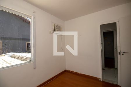 Casa de condomínio à venda com 280m², 4 quartos e 3 vagasQuarto 2