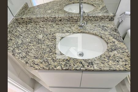 Apartamento à venda com 87m², 3 quartos e 1 vagaBanheiro Social