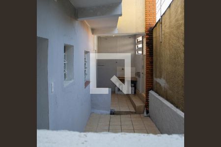 Casa para alugar com 60m², 1 quarto e sem vaga Casa para alugar com 60m², 1 quarto e sem vagaÁrea externa