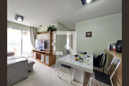 Apartamento à venda com 58m², 2 quartos e 1 vaga Apartamento à venda com 58m², 2 quartos e 1 vagaSala de Jantar