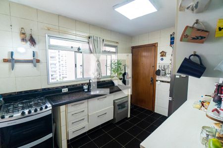 Apartamento à venda com 90m², 2 quartos e 2 vagasCozinha