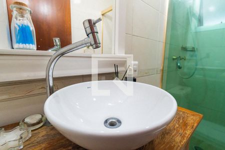 Apartamento à venda com 90m², 2 quartos e 2 vagasBanheiro Social Detalhe