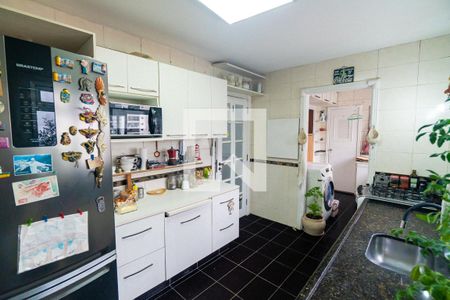 Apartamento à venda com 90m², 2 quartos e 2 vagasCozinha