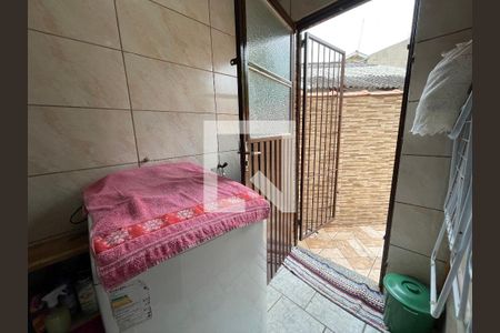 Casa à venda com 70m², 2 quartos e 1 vagaLavandeira 